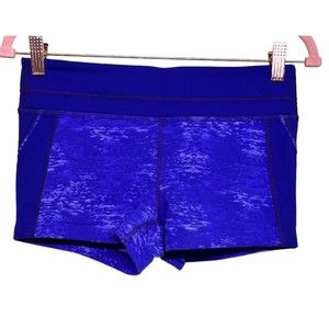 Athleta Stealth‎ Shortie Printed Purple Stretch Gym Workout Shorts Women’s Small